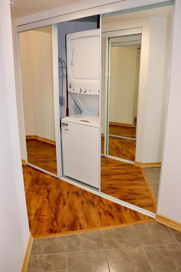 Apartment/2Bedrooms/2 Full Bathrooms/Free Parking Toronto Dış mekan fotoğraf